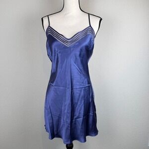 2001 vintage Victoria's Secret 100% Silk purple Slip Dress Size Medium